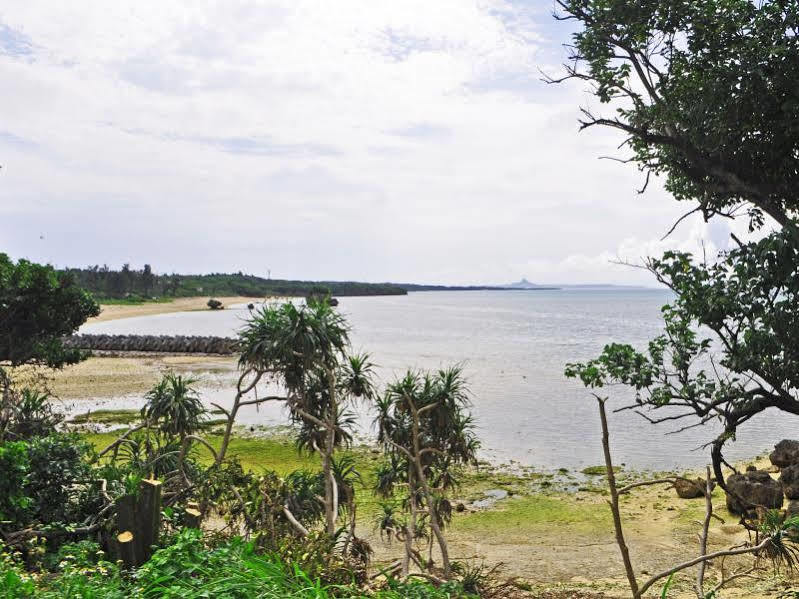 Pension Sunset Beach Nakijin Exteriör bild